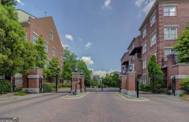 1735 Peachtree photos photos