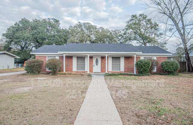 4361 Montclair Circle East photos photos