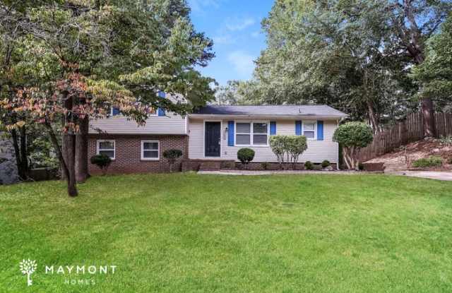 204 Chuckwood Drive - 204 Chuckwood Drive, Simpsonville, SC 29680