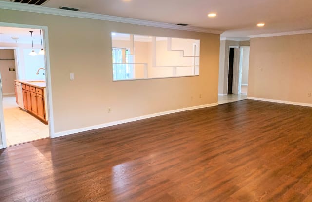 13614 Clubside Dr Gallery 4