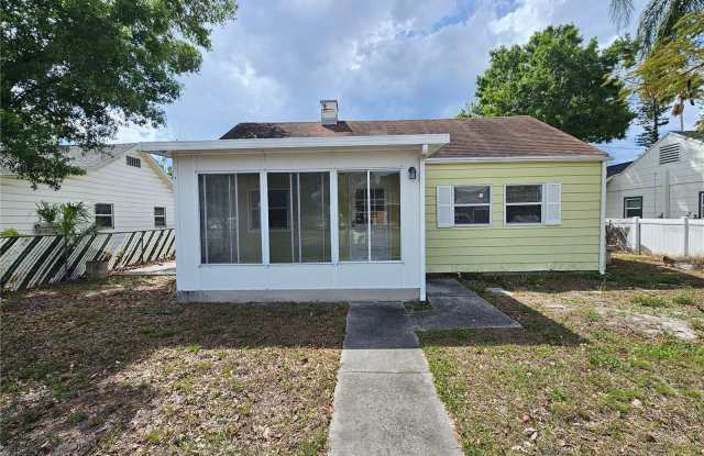 5706 DR MARTIN LUTHER KING JR STREET N - 5706 Doctor Martin Luther King Junior Street North, St. Petersburg, FL 33703