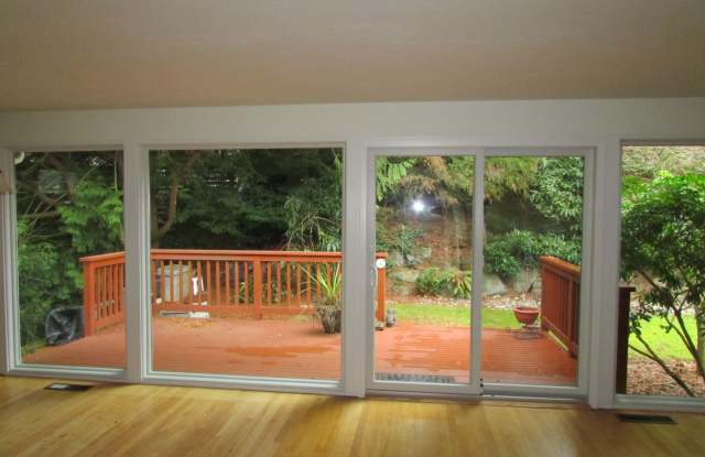 3617 40th Avenue West Gallery 3