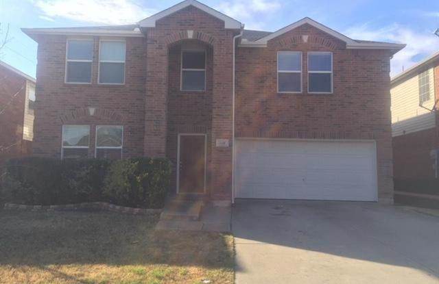7537 Almondale Drive - 7537 Almondale Dr, Fort Worth, TX 76131