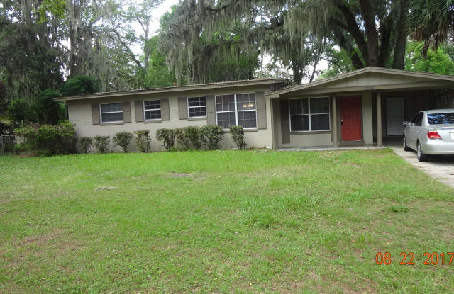2252 FOURAKER RD - 2252 Fouraker Road, Jacksonville, FL 32210