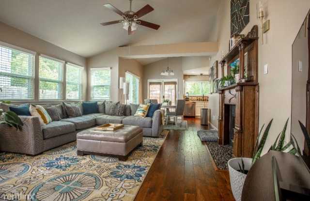 14420 Tiffer Ln Gallery 3