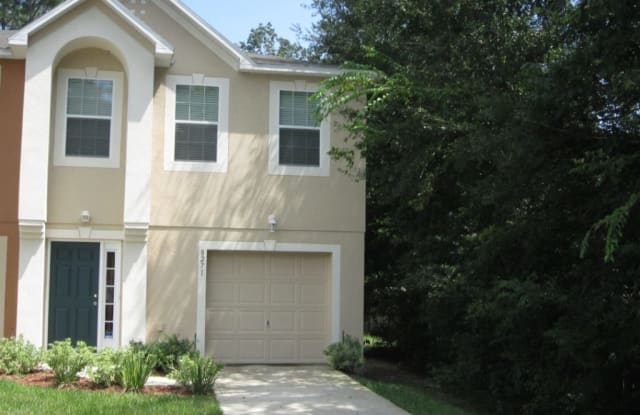 8271 HALLS HAMMOCK CT - 8271 Halls Hammock Court, Jacksonville, FL 32244