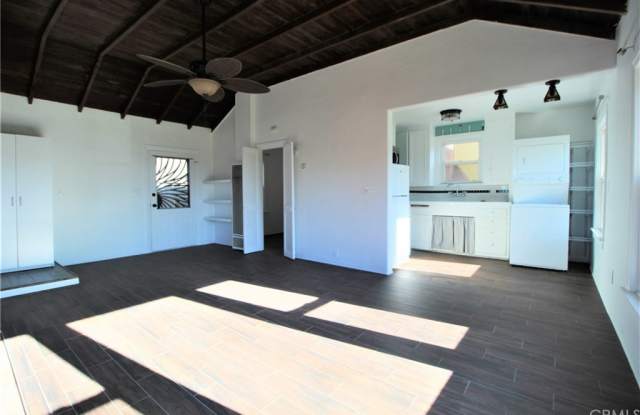 16752 17th Gallery 2