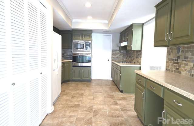 4236 Burning Tree Drive Gallery 3