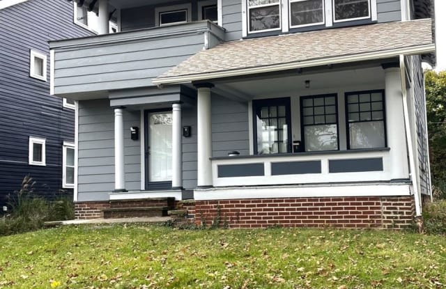 1627 Hillcrest rd - 1627 Hillcrest Road, Cleveland Heights, OH 44118