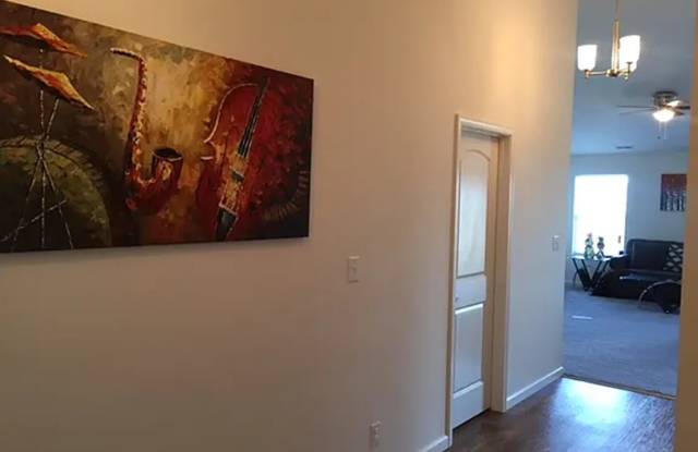3370 Maitland Drive Gallery 4