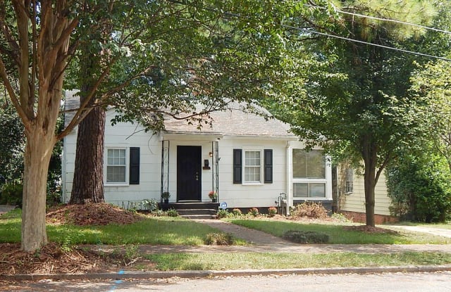 2650 E Woodland Cir - 2650 Woodland Circle, East Point, GA 30344