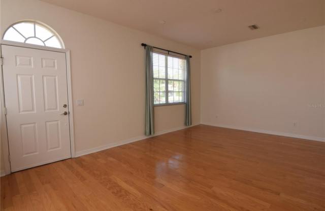 7447 RIDGE ROAD Gallery 3