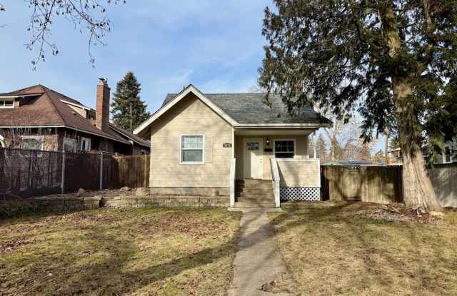 Beautiful 3 Bed 2 Bath Spokane Home w/ Detached Garage and Large Fully-Fenced Yard! photos photos