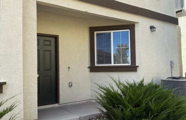 3-Bed, 2.5-Bath Townhome in North Reno Gallery 1