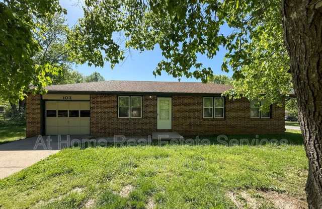 103 S Cottonwood Ave photos photos