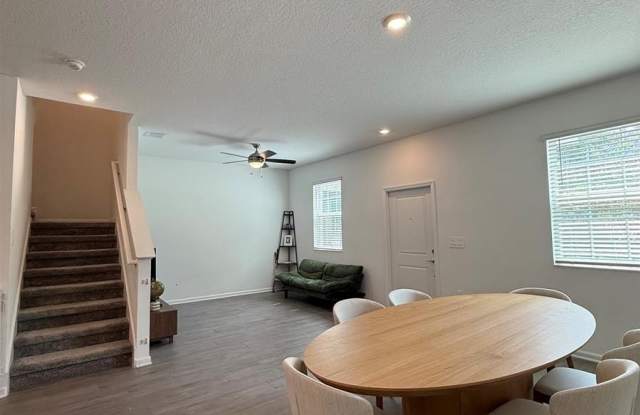 15821 WATER SPRING Boulevard Gallery 2