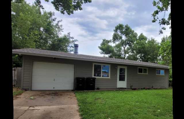 1208 Yale Ave photos photos