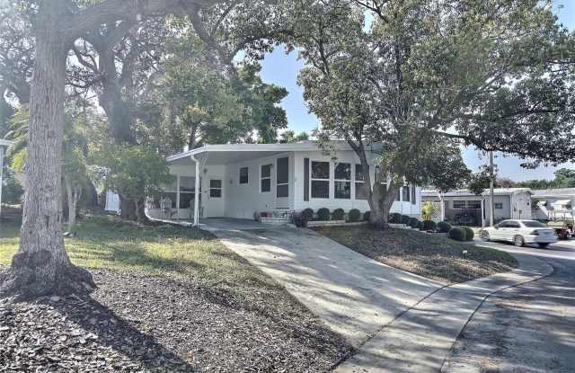 46 PALM FOREST Drive Gallery 1