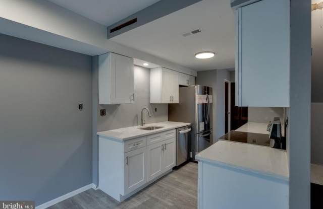 128 BRIAR COURT photos photos