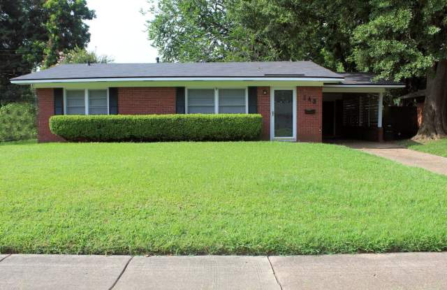 Beautiful Broadmoor Bungalo - 143 Bruce Avenue, Shreveport, LA 71105