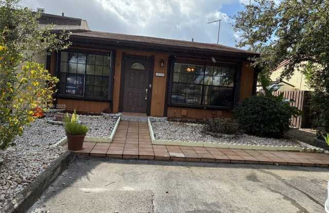 10360 W Cypress Ct photos photos