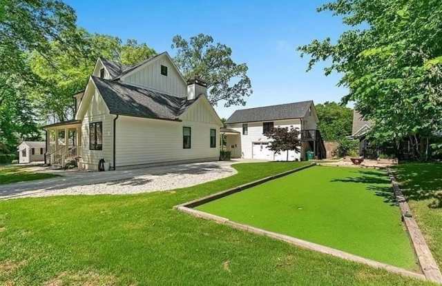 2668 BROWN Circle SE photos photos