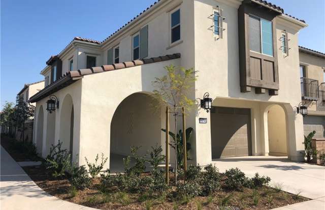 15745 moonflower - 15745 Moonflower Ave, Chino, CA 91708
