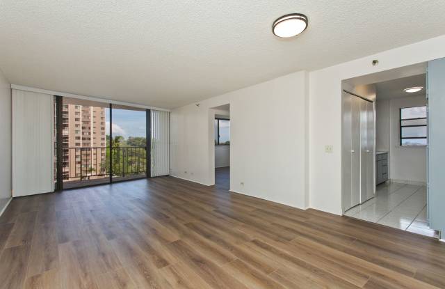NEWLY RENOVATED 1 BD / 1 BA / 1 PK - 98-351 Koauka Loop, Waimalu, HI 96701