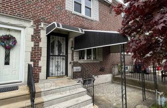 228 W Wyncliffe Ave photos photos