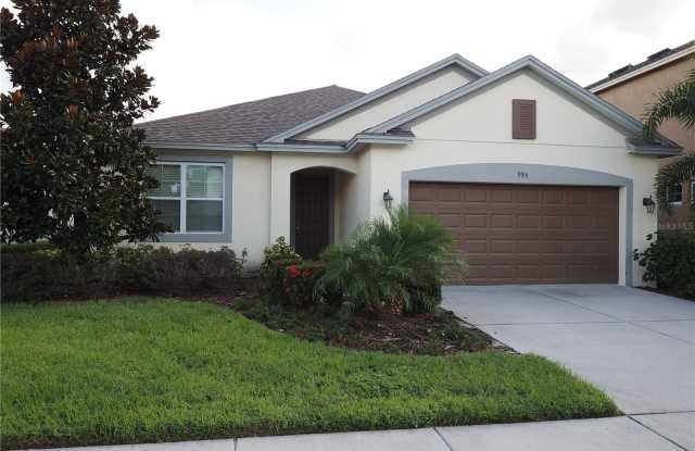 995 MOLLY CIRCLE Gallery 3