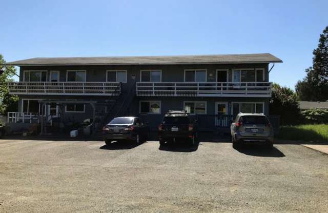 302 NW Sherry St - 302 Northwest Sherry Street, Winston, OR 97496