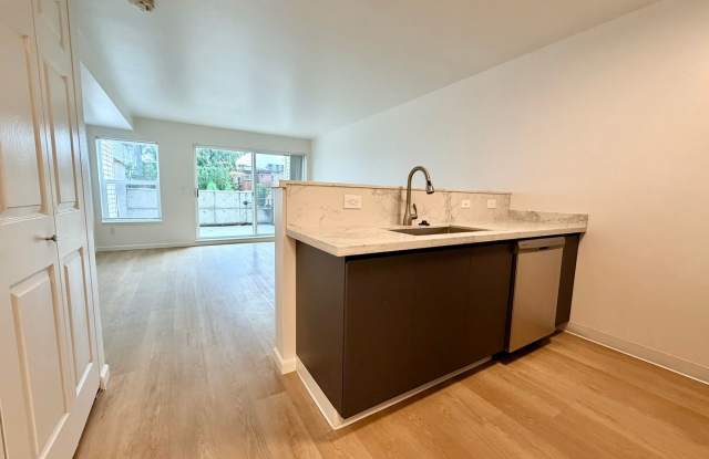 Eastlake Gardens photos photos