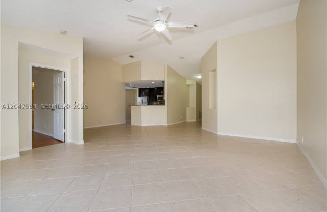 4152 Pine Ridge Ln Gallery 4