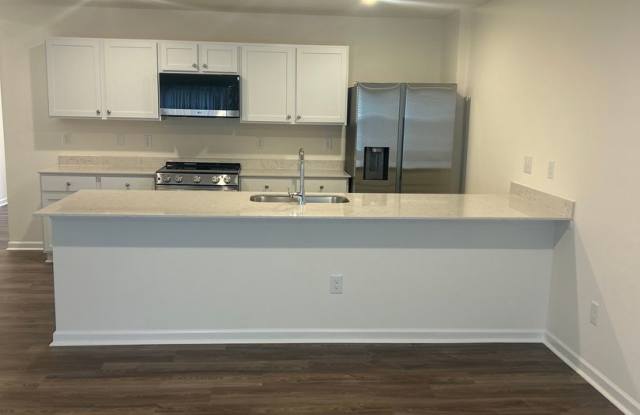 Beautiful townhome in the heart of Newton! Gallery 4