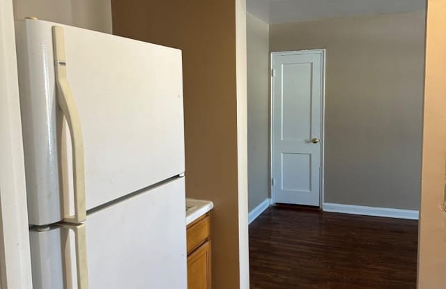 1449 OLIVE Street NE unit: 4 photos photos