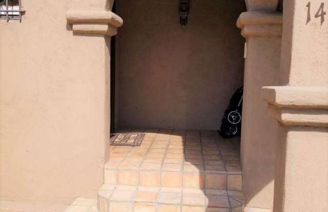 1418 S. Crescent Heights Boulevard Gallery 3