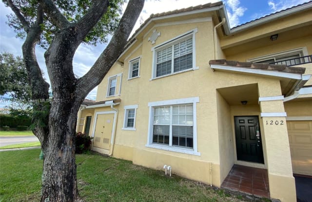 1202 Belmont Ln - 1202 Belmont Ln, North Lauderdale, FL 33068