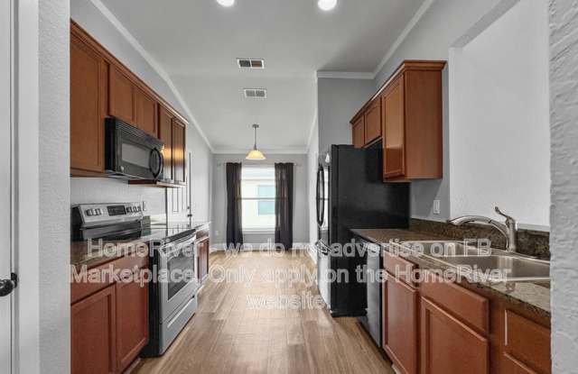 4663 SW 40th Ln Gallery 2