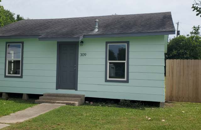 309 Dallas Ave - 309 Dallas Avenue, Seadrift, TX 77983 309 Dallas Ave - 309 Dallas Avenue, Seadrift, TX 77983