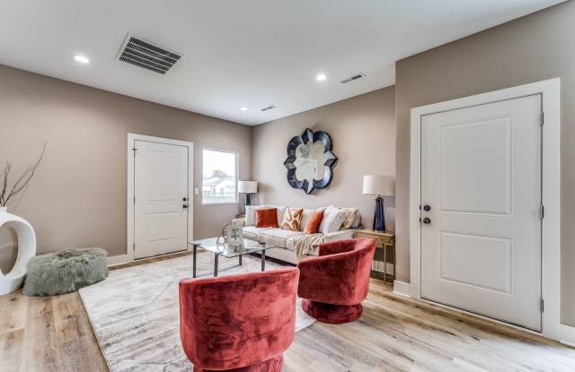 Northgate-Maxine Plan Gallery 4