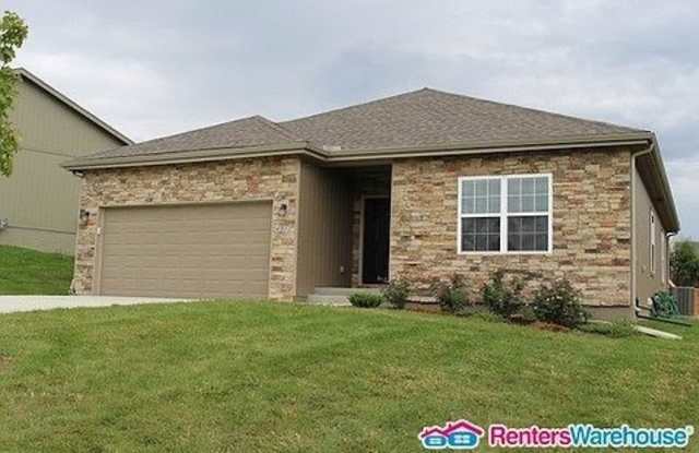 4311 North East 85th St - 4311 NE 85th St, Kansas City, MO 64156