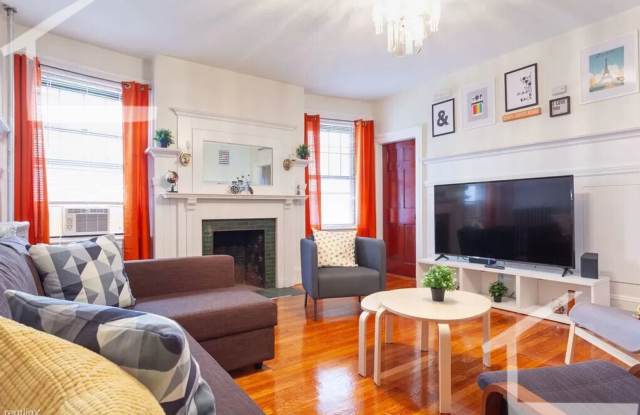 Charming 4 Bedroom Condo! - 1243 Beacon Street, Brookline, MA 02446