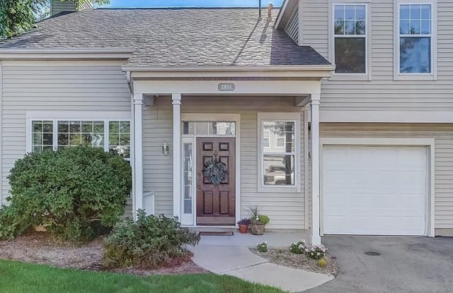 2851 Holborn Cir - 2851 Holborn Cir, Madison, WI 53718