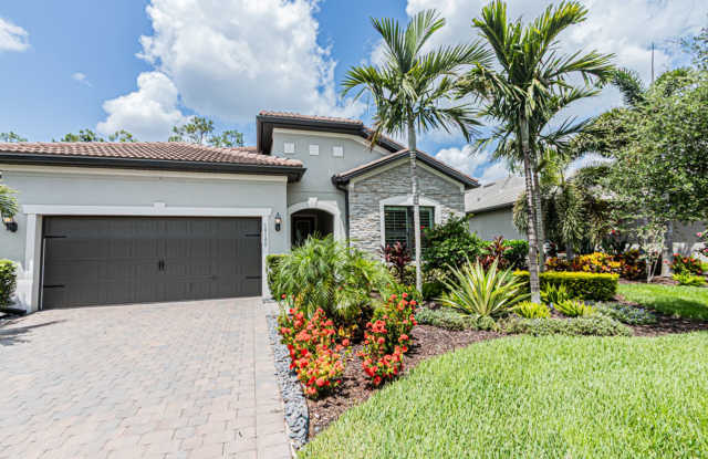 Stylish Seasonal Retreat in WildBlue – Luxury Living in a Premier Gated Community! photos photos