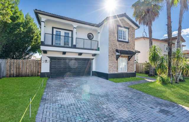 16350 SW 50th Ter Gallery 2
