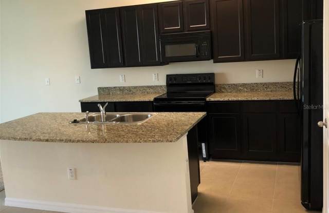 8955 INDIGO TRAIL LOOP Gallery 2