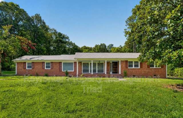 5108 Lakeshore Ct Gallery 1