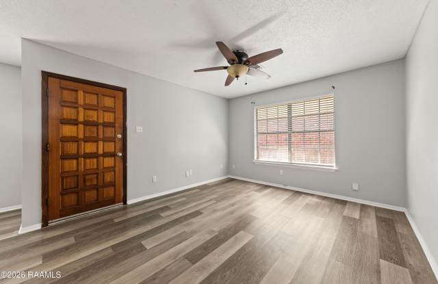 313 Titan Drive Gallery 3