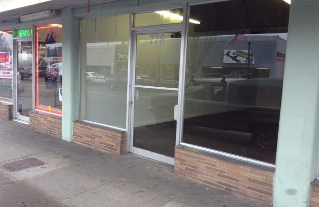 776 SW 6th St photos photos