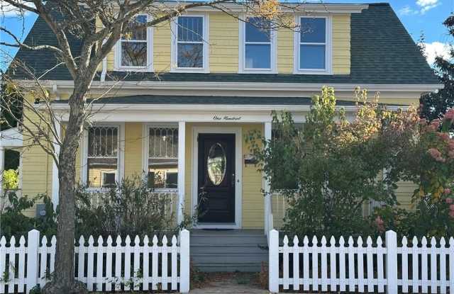 100 Maple Avenue - 100 Maple Avenue, Bristol County, RI 02806